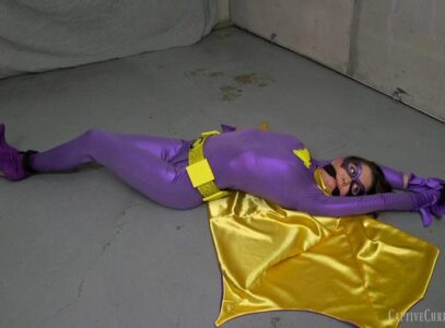 Captive Chrissy Marie – Batgirl Helplessly Stretched & Squirming HD