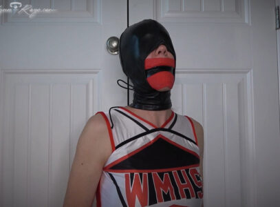 Madalynn Raye – Cheerleader Is Mad At Her Gags